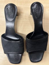 Womens black Gucci shoes size 36c [WG]
