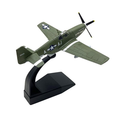Military ww2 p 51b - 1:72, p-51b