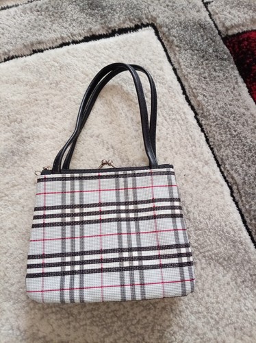Mini square white - black, red
