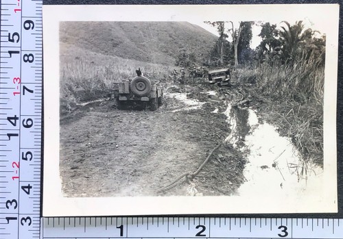 Ww2 era soldiers jeep - ww2, truck