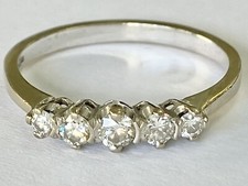 “18ct White Gold & Diamond