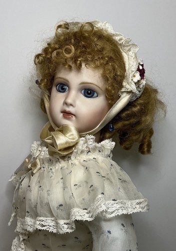 Artist reproduction antique - artist,