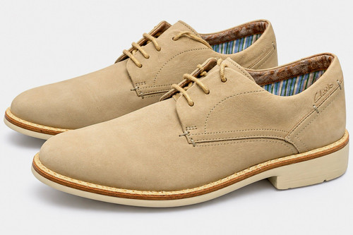 Clarks men beige suede - men’s,