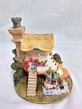 Vintage Academy Resin Figurine Mouse in a Shoe House Ref/2