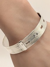 Vintage Chester 1945 925 Sterling Silver Engraved Adjustable Buckle Bangle 