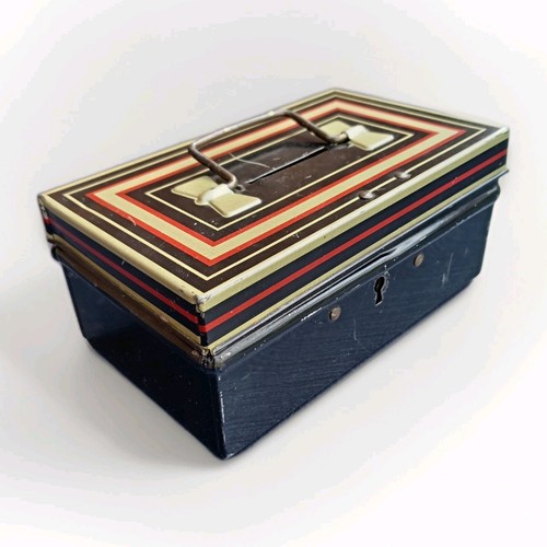 Vintage small metal - metal, box
