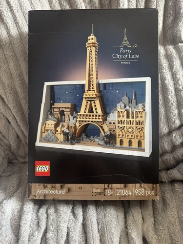Lego architecture 21064 paris - architecture,