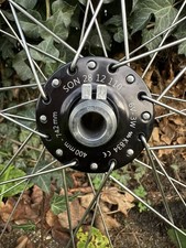 SON 28 12 x110 700c/29  Front