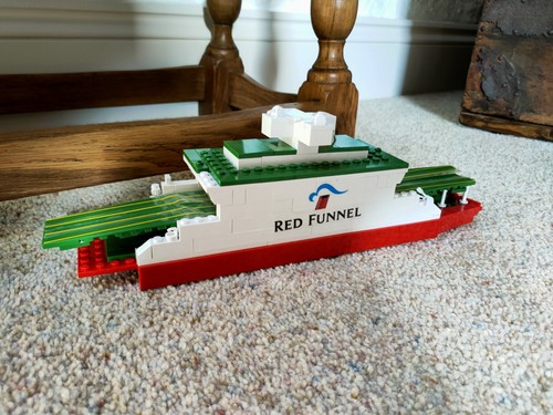 Red funnel ferries - red, cobi