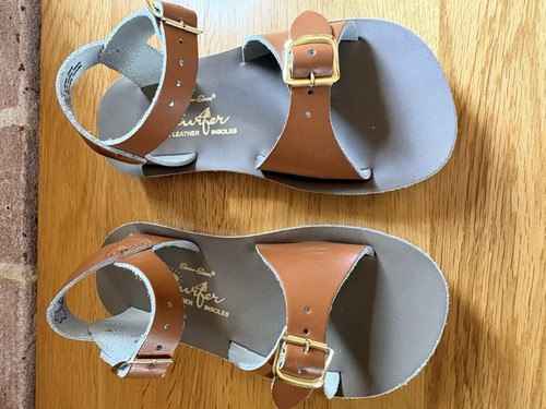 Kids size uk10 - surfer, sun-san
