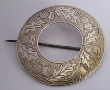 Lovely vintage solid sterling - lovely,