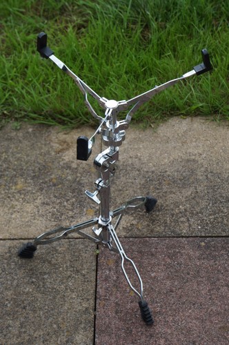 Double braced snare - braced, drum