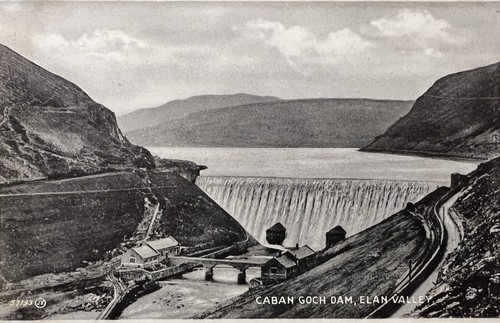 Caban coch dame elan valley - caban,