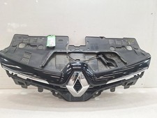 2015 RENAULT CLIO 4 5 Door Hatchback Front Centre Upper Bumper Grille Grill