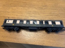 Graham Farish 00 Gauge Pullman