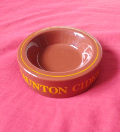 Vintage wade taunton cider - taunton,
