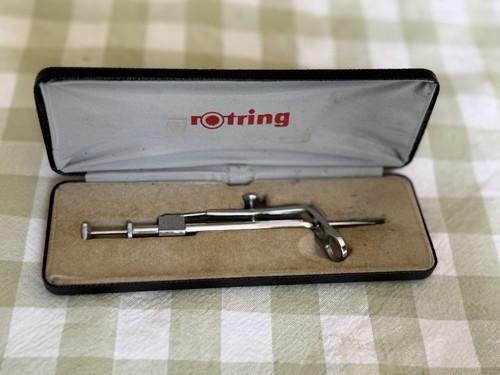 Rotring compass case - in,