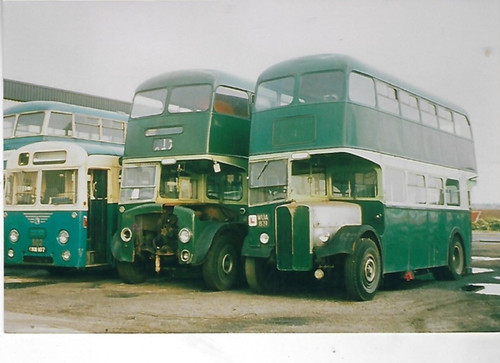 Bus photo wua831 leeds - photo:,