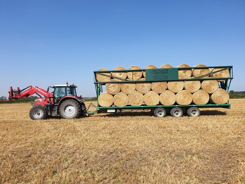 Round bale straw spring - round,