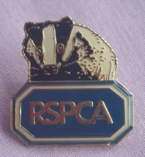 Vintage RSPCA Badger Metal &