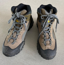 VASQUE Boots Womens 8W (run