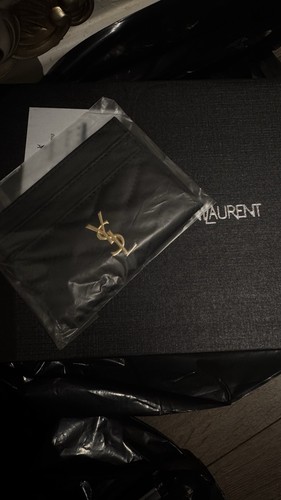 Black leather quilted card - quilted,