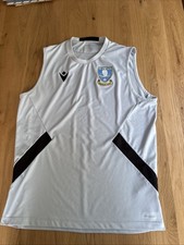 Sheffield Wednesday Sleeveless Vest Training Top, Macron, Medium, SWFC, Owls