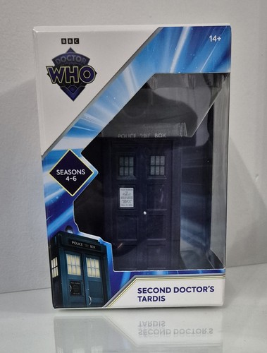 Second doctor tardis replica - tardis,