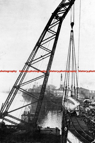 F004301 german hydroplane base - german,