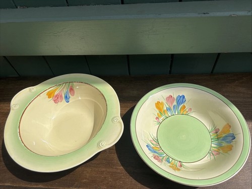 Clarice cliff serving - cliff,