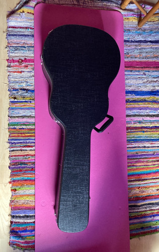 Guitar hard case gear - gear, music
