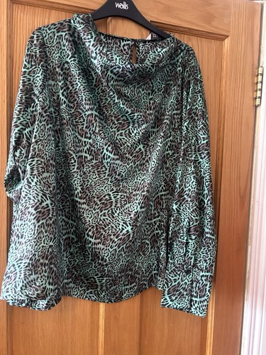 Green animal print long - m&s,