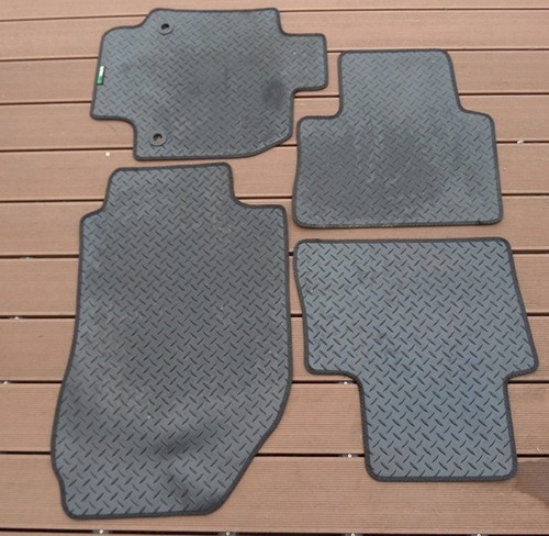 Rav4 2018 presant rubber - to,