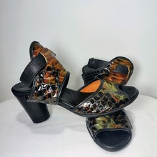Rare Vintage Arche Block Heel
