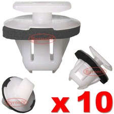 REAR WHEEL ARCH TRIM MOULDING