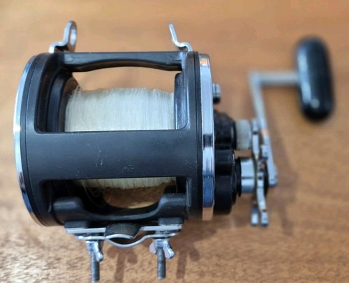 Fine daiwa sealine 400h - daiwa,