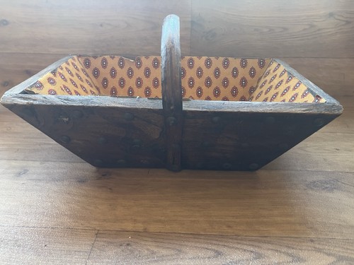 Vintage wooden egg - vintage, /