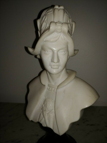 Carrara white marble bust