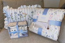 Charming Disney Alice In