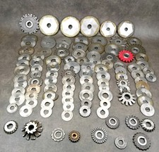 Job Lot of 105 Various Sized Horizontal Milling Cutters Milling Cutters 