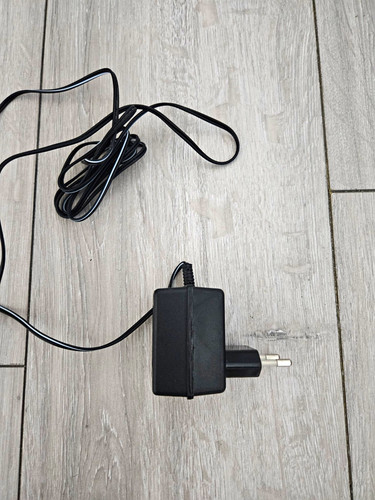 Adapter 12v 200ma - 200ma, black