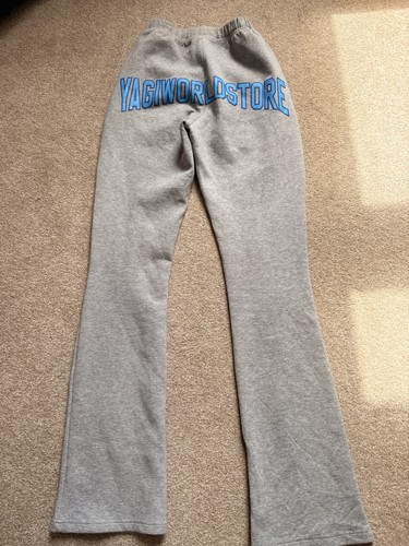 Yagi world store - store, leg