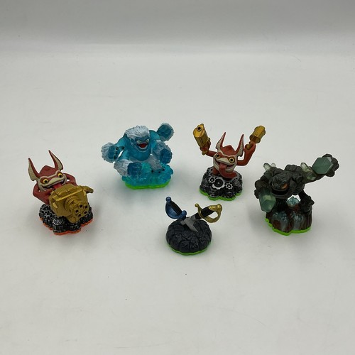 Skylanders activision figures - activision,