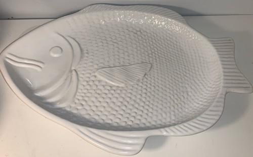 Ceramic fish shaped serving - ceramic,