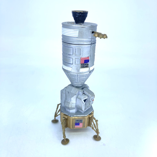 Lunar lander astronauts - lunar,