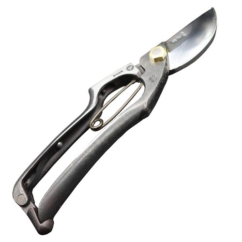Tobisho type pruning - a-type,