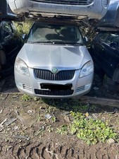 2009 Skoda Fabia Estate 1.4 Tdi Driver Right Front Door Handle Breaking Free P&P