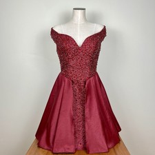 Size 6. Hannah S Short Beaded
