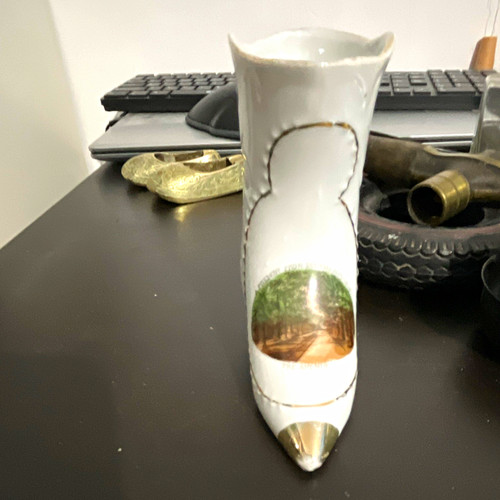 Gossip ware souvenir shoe - ware,