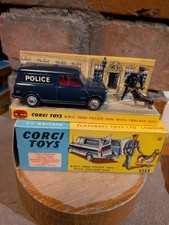 CORGI TOYS 448 BMC MINI POLICE